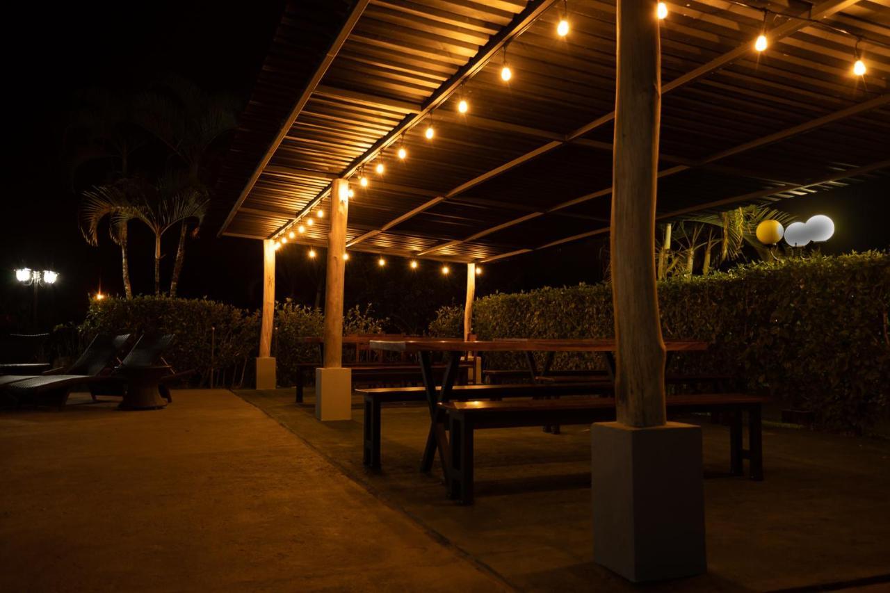 Hotel El Rancho Quepos Eksteriør billede