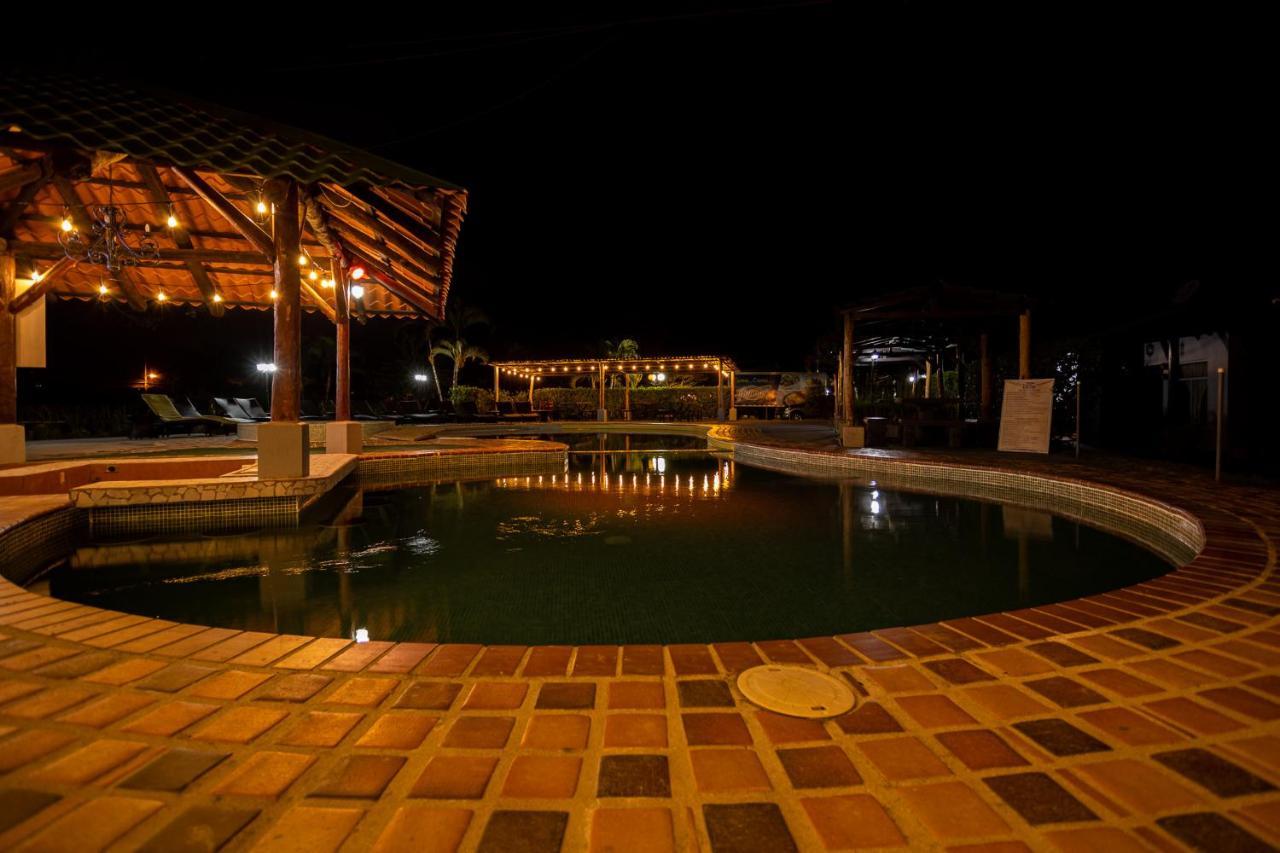 Hotel El Rancho Quepos Eksteriør billede