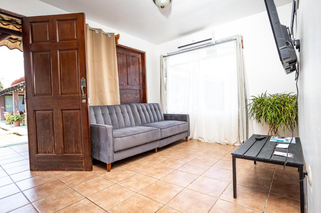Hotel El Rancho Quepos Eksteriør billede