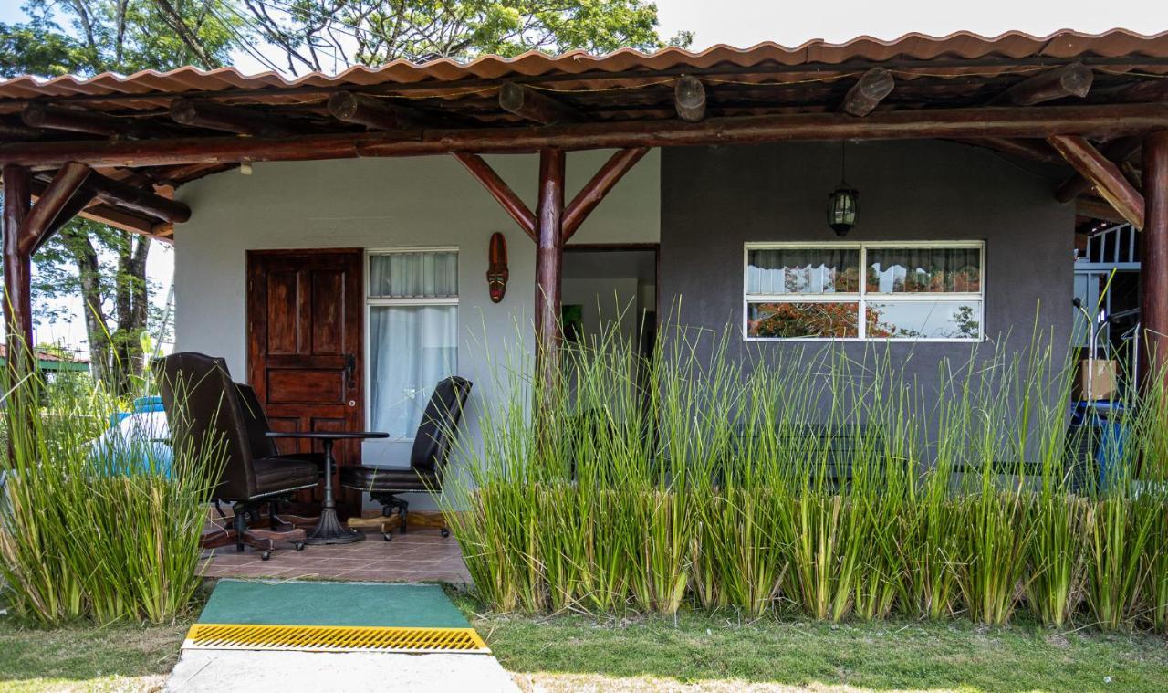 Hotel El Rancho Quepos Eksteriør billede